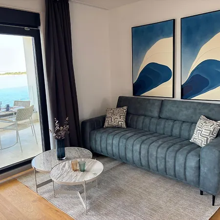Apartament Polai Seafront *